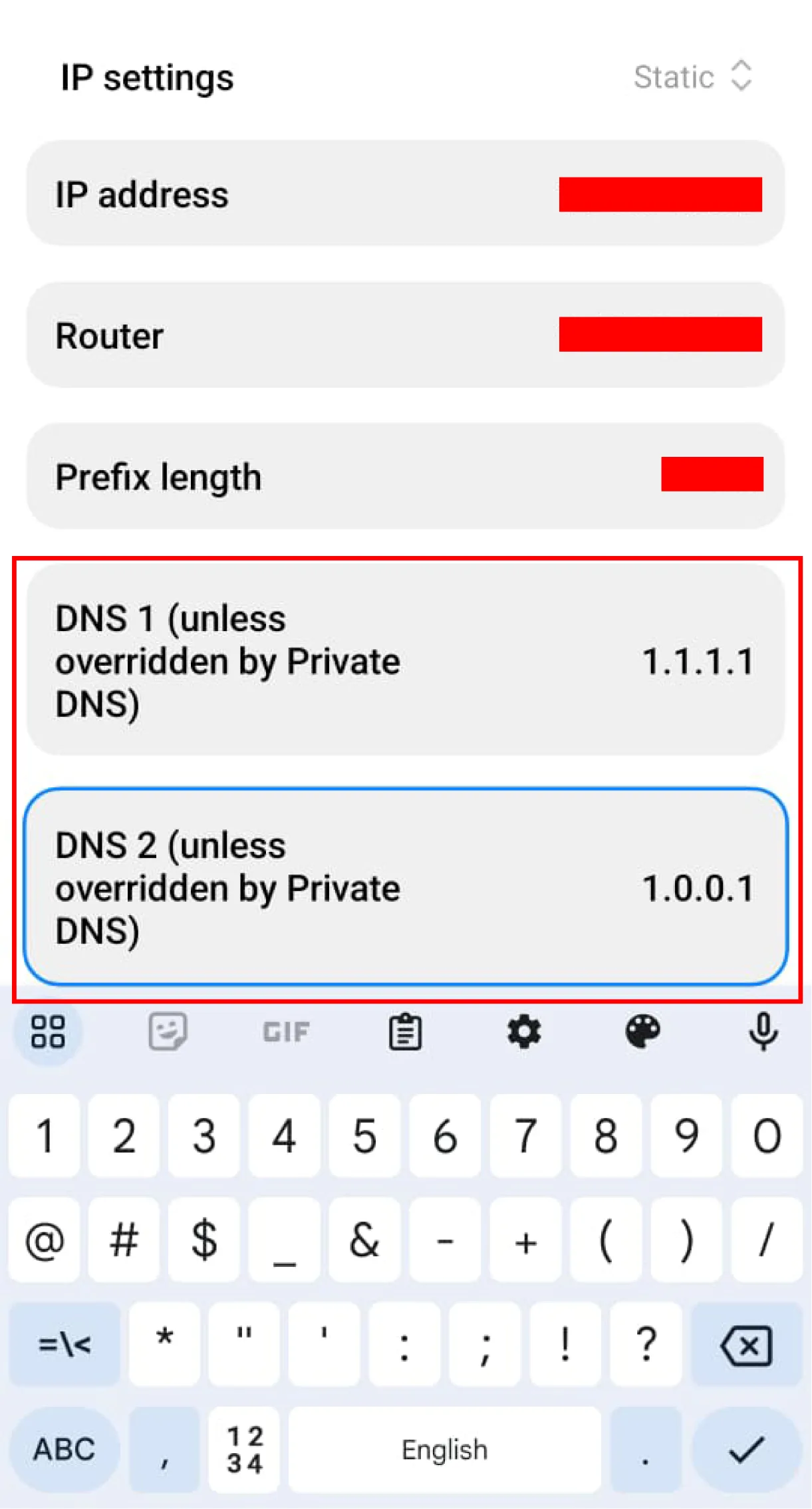 Android Wi-Fi network settings screen displaying Static IP settings, IP address, router details, prefix length, and Cloudflare DNS servers (1.1.1.1 and 1.0.0.1) for faster and more secure internet access.